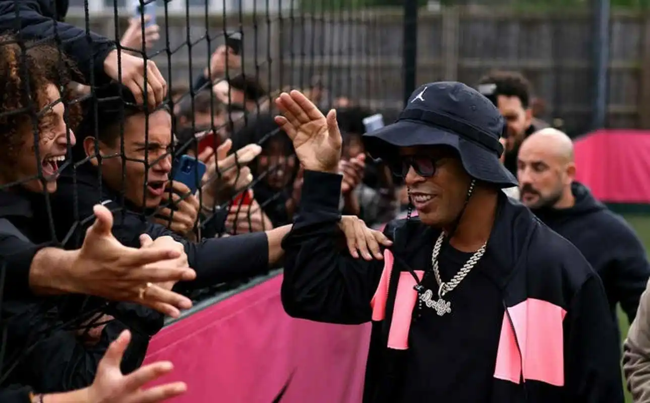 的更大意义 的更大意义