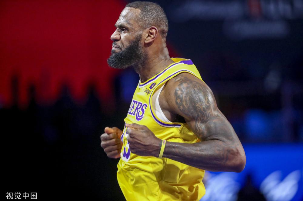 轻选手们莫 轻选手们莫